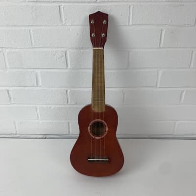 Red Chantry Ukulele