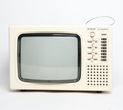 Non Practical Hitachi Transistor TV