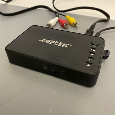 Mini HD Media Player With Remote Control & USB Stick