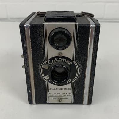 Coronet Twelve-20 Vintage Camera