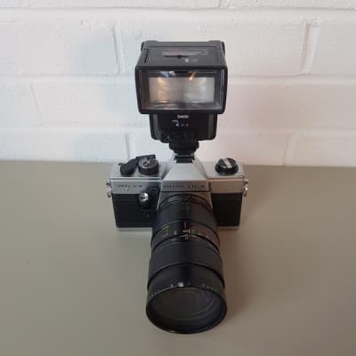 Praktica MTL5B Long Lens Paparazzi Camera With Working Flash Unit