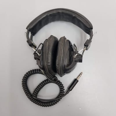 Black Retro Headphones