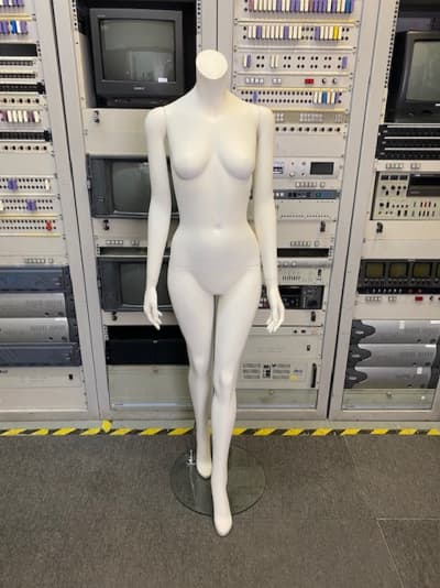 Female Headless Mannequin