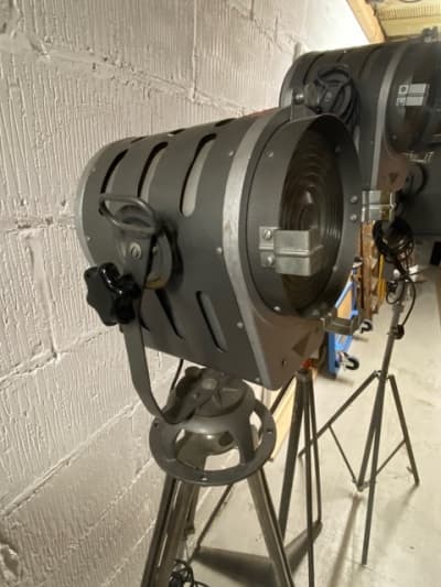 'Strand' Floorlamp On Tripod (Working)