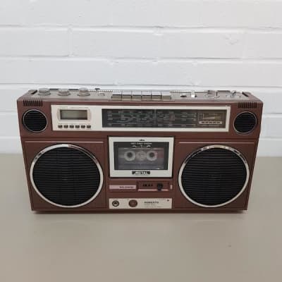 Brown Retro Roberts Boombox