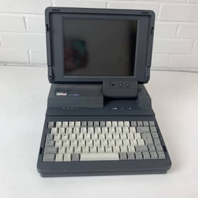 1988 Portable Amstrad ALT 386SX Laptop (Non Practical)