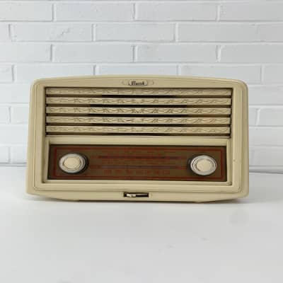 Retro Bush Radio (Non Practical)