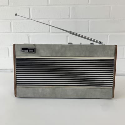 Vintage Roberts Radio (Fully Working)