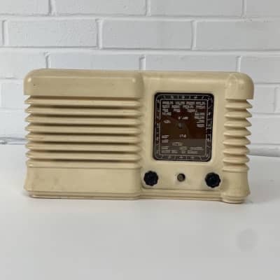 Retro Radio (Non Practical)