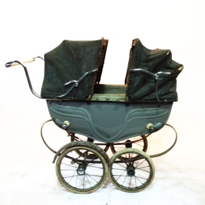 Vintage Childs Toy Pram