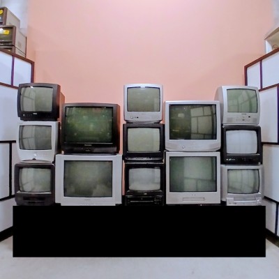 Fully Working Stack Of 13 TV's