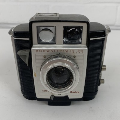 Brownie Twin 20 Vintage Camera (Non Practical)