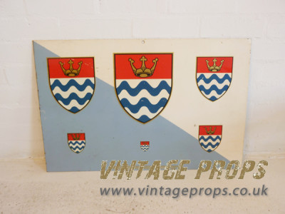 Enamel sign with crests