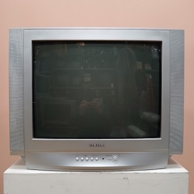 Fully Working Samsung Colour TV (20