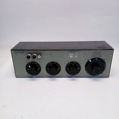 Mica Capacitor With 4 Large Dials (Non Practical)