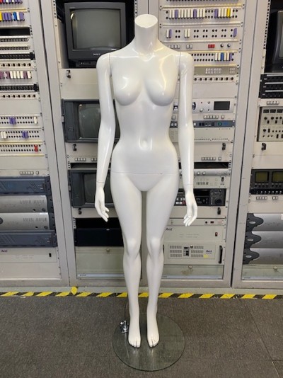 Female Headless Mannequin