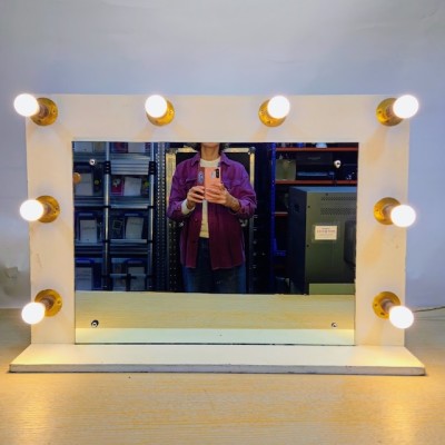 Make Up Artists Mirror With Lightbulbs (Working)
