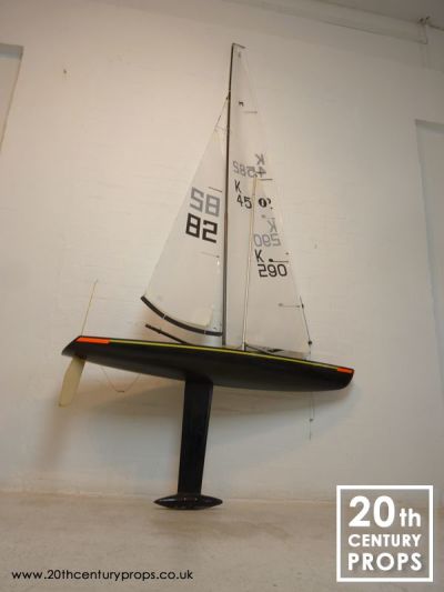 Large Model Racing Yacht