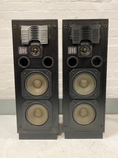 Goodmans HT170 Black Wooden Cased Speaker (Non Practical)