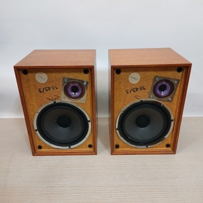 Wharfedale Denton 2 Retro Wooden Speaker (Non Practical)
