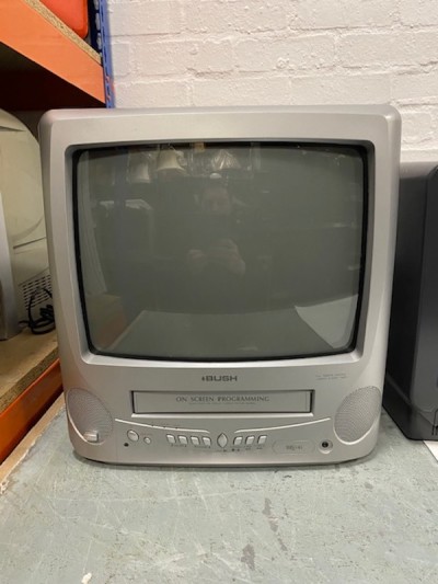 Fully Working Colour Bush TV With VHS Player (13.5
