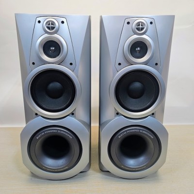 Large Working Silver Retro Speaker