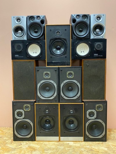 Wall Of 15 Vintage & Retro Speakers