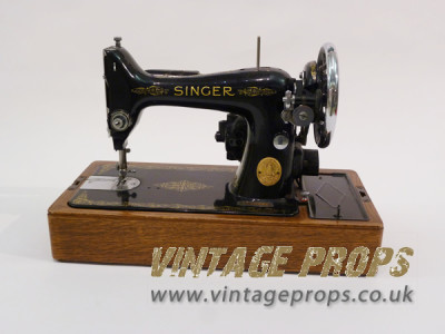 Vintage Singer Sewing Machine