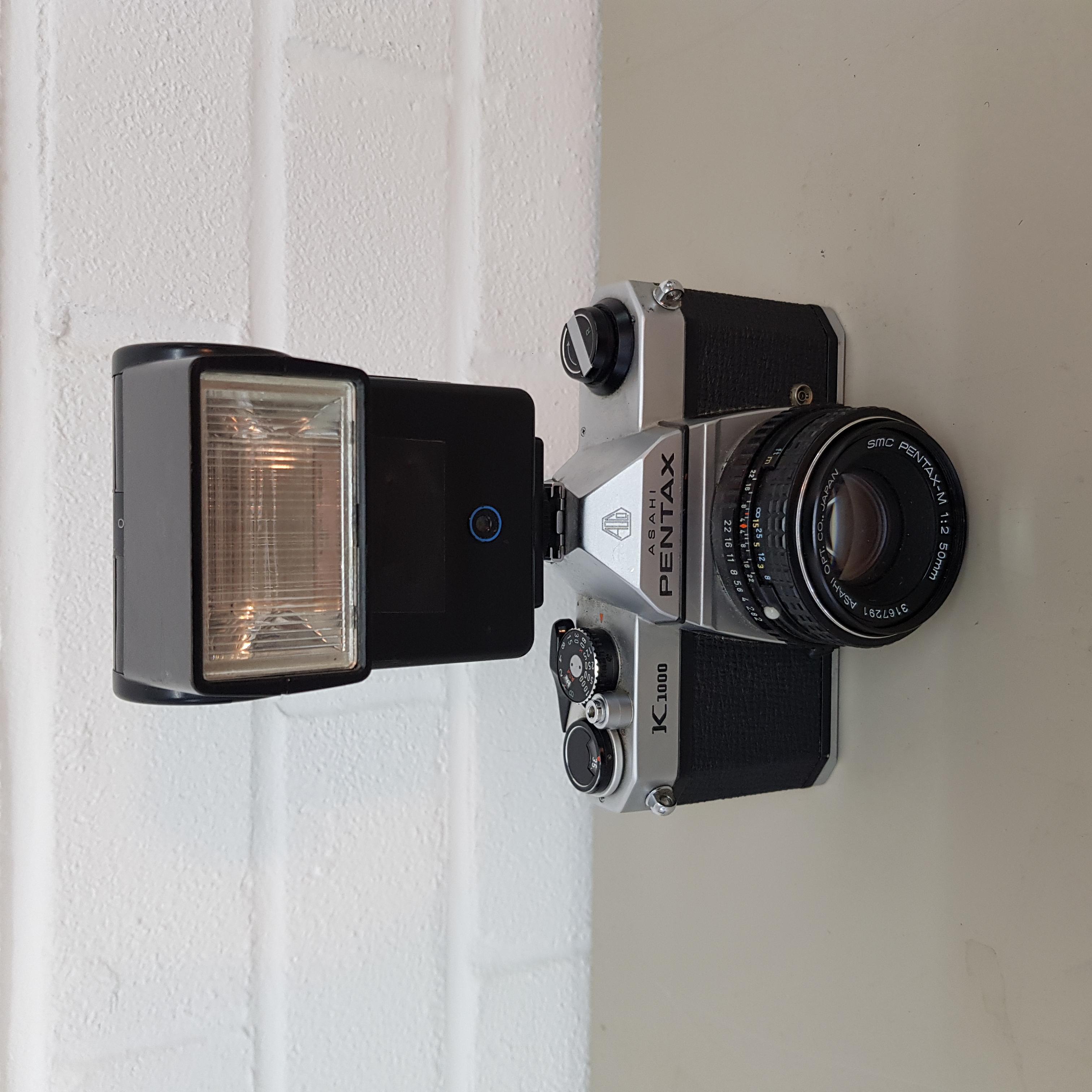 Pentax Asahi K1000 Paparazzi Camera With Working Flash Unit LONDON