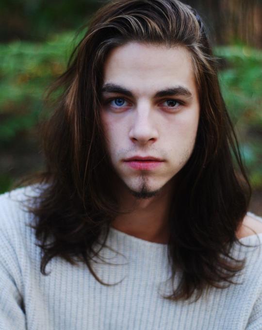 Hair Style Inspirations for Men With Long Hair Men's Hair