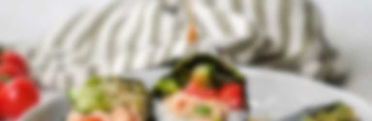 Temaki met spicy misozalm en Looye Honingtomaten