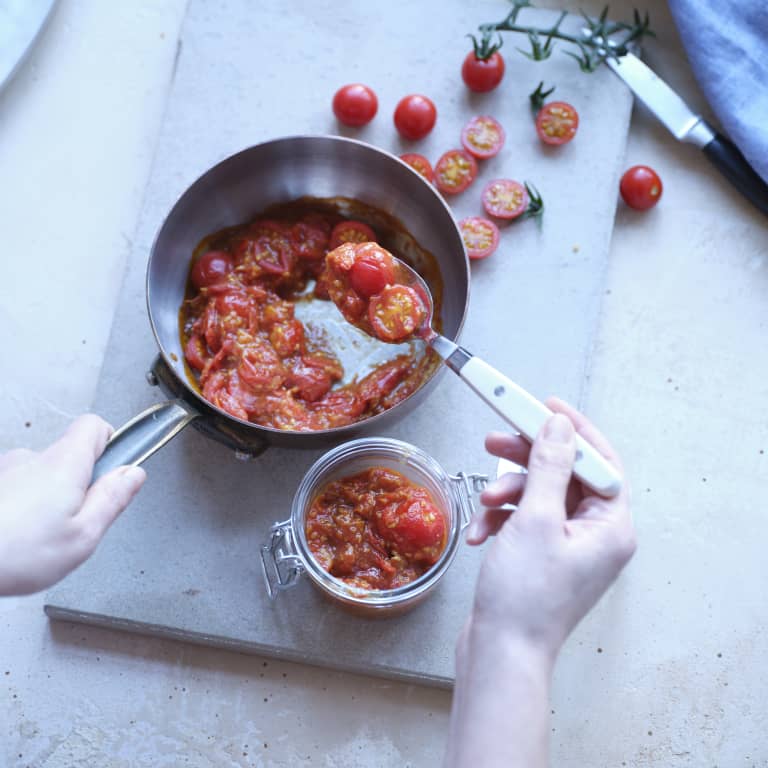 Looye Honigtomaten-dattelkonfitüre mit zimt