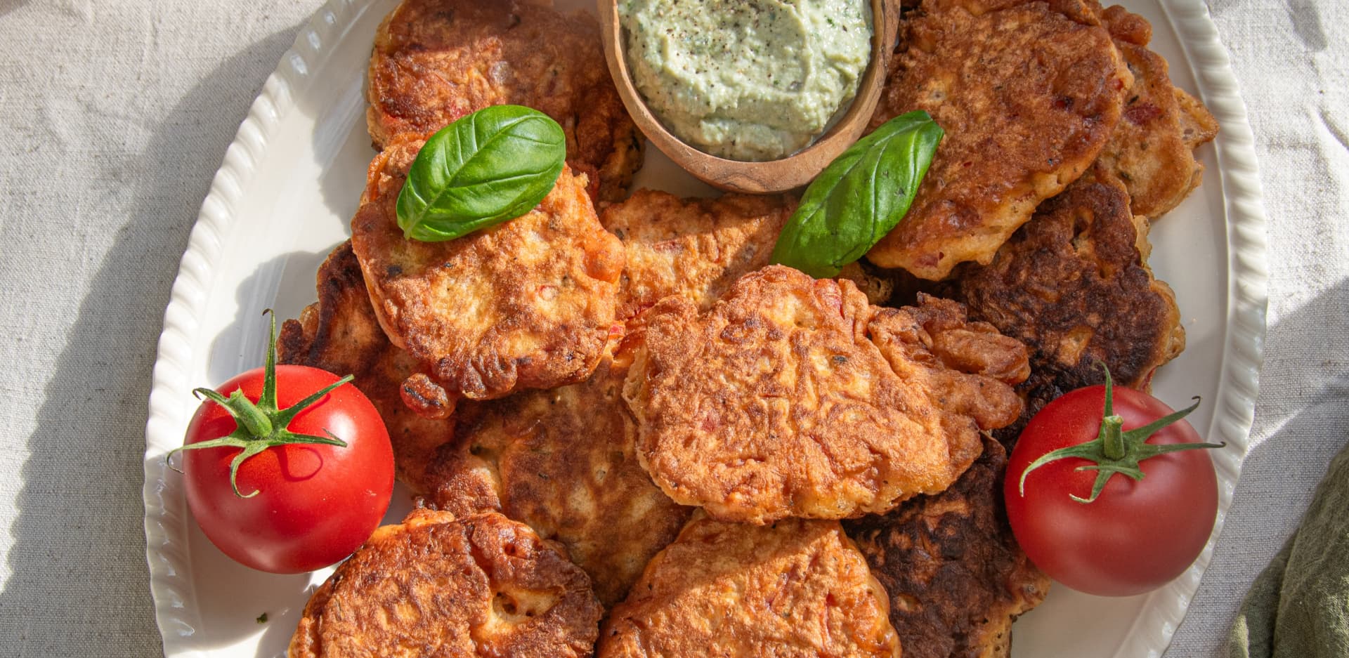 Looye Joyn tomatenkoekjes met groene-pesto ricotta