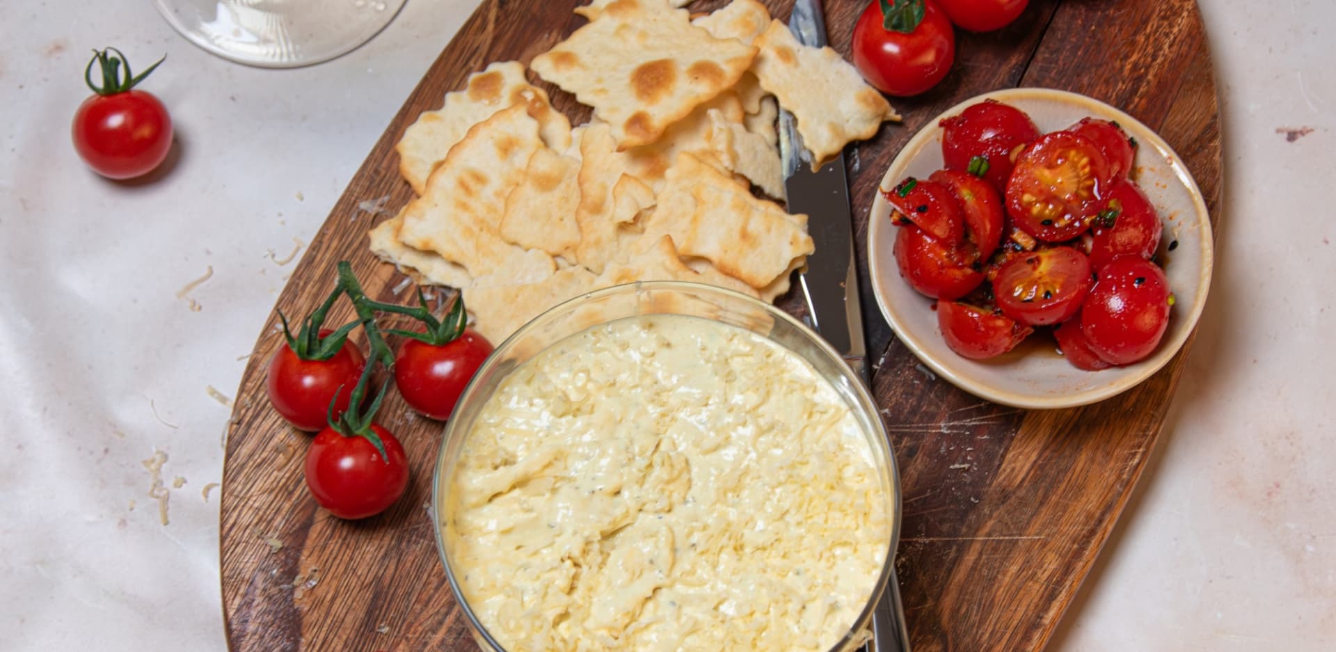 Oude kaassalade met Looye Honingtomaten-kimchi