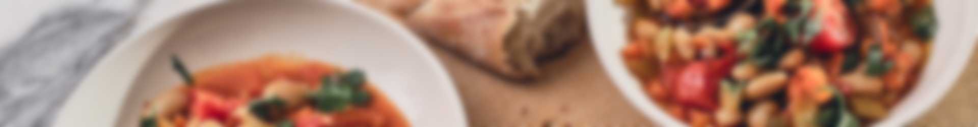 Griekse bonenstoof met JOYN tomaten in kommen