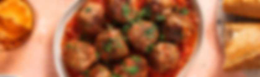 Albondigas: Spanische Hackbällchen mit Joyn-Tomatensauce 