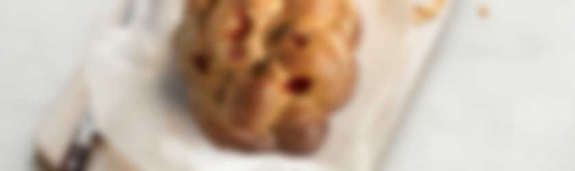 Herzhafter Tomaten-Osterzopf 