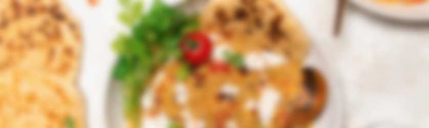 Indiase dahl met Looye Honingtomaten, naan en frisse raita 