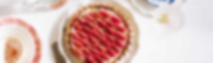 Zonnige tomatentaart met feta en pistache