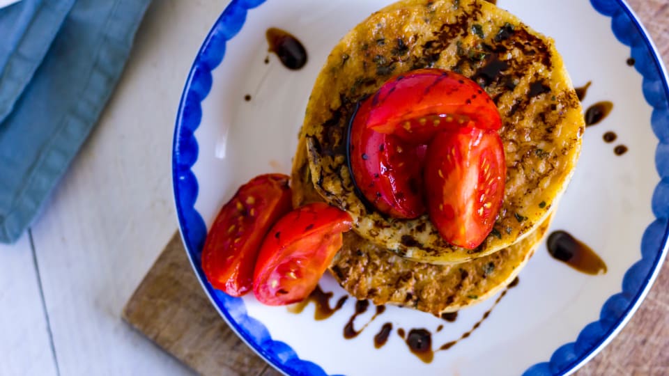 Hartige wentelteefjes met warme JOYN tomaten