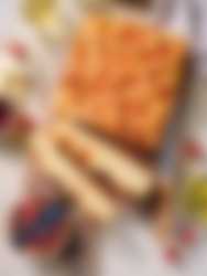 Luchtige tomatenfocaccia zonder kneden