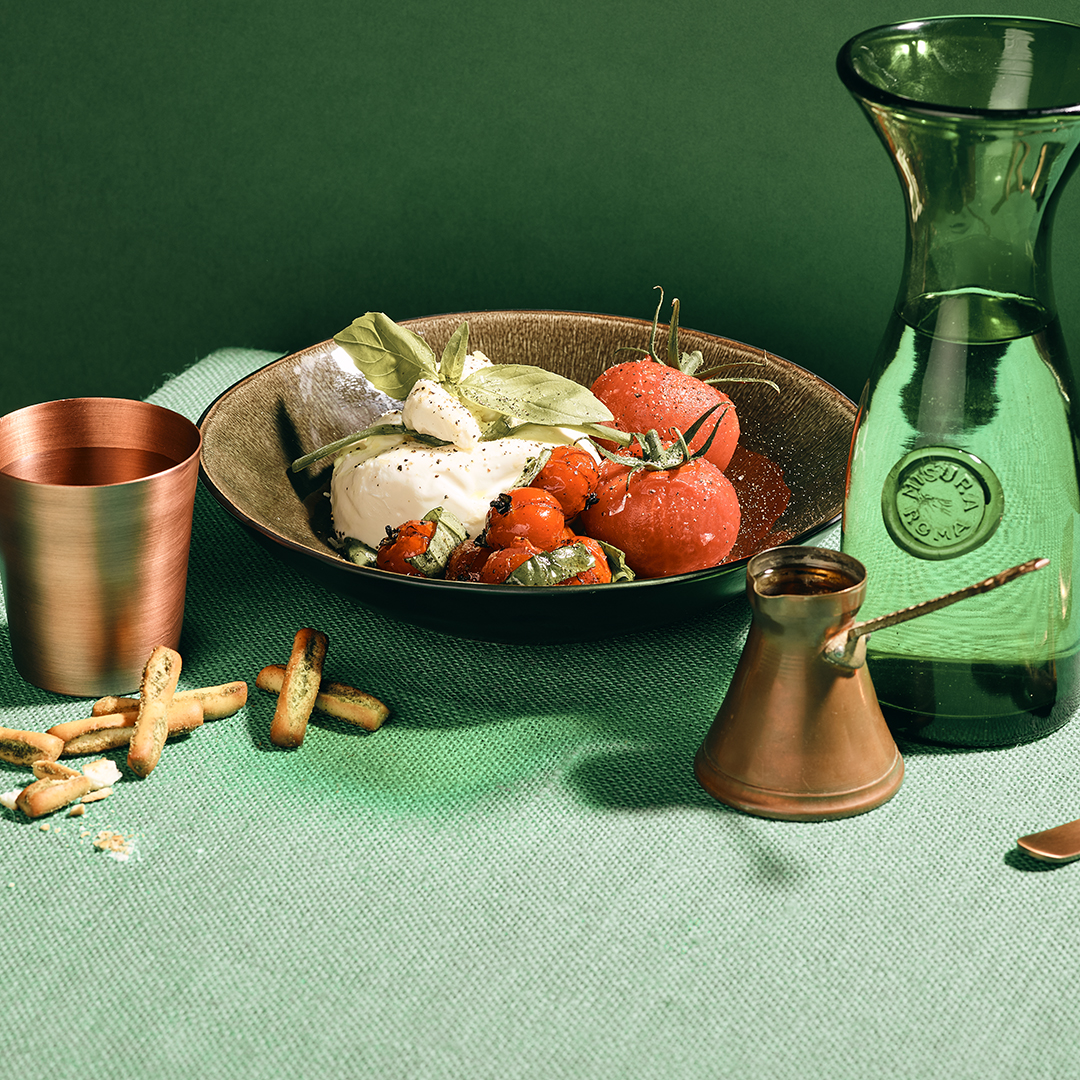 Burrata Caprese met geroosterde Looye JOYN tomaten & Looye Honingtomaten