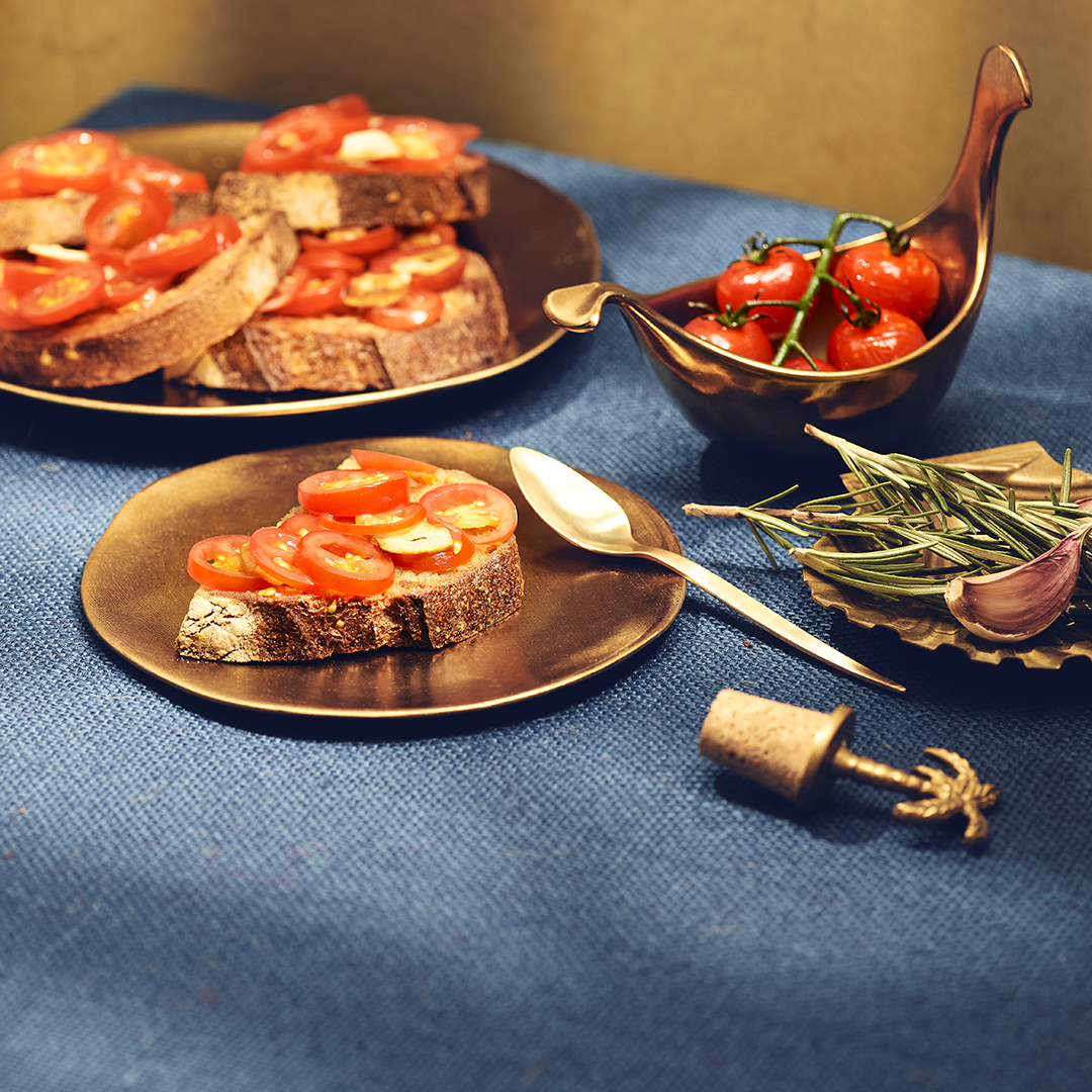Knoflook toast met Looye Honingtomaten