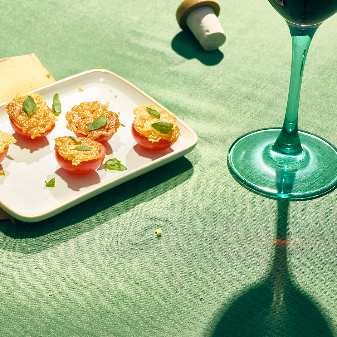 Looye Honingtomaten met knapperige parmezaankoekjes