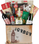 Baúl de Navidad Nº31 - Cava Codorníu y Vinos + Ibéricos Ayna, Turrones y Dulces