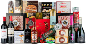 Lote Navidad Nº22 - Whisky y Ginebra + Protos y Ramón Bilbao con Surtido Embutido Ibérico