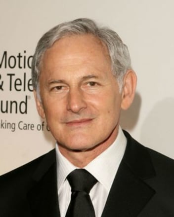 victor-garber-headshot