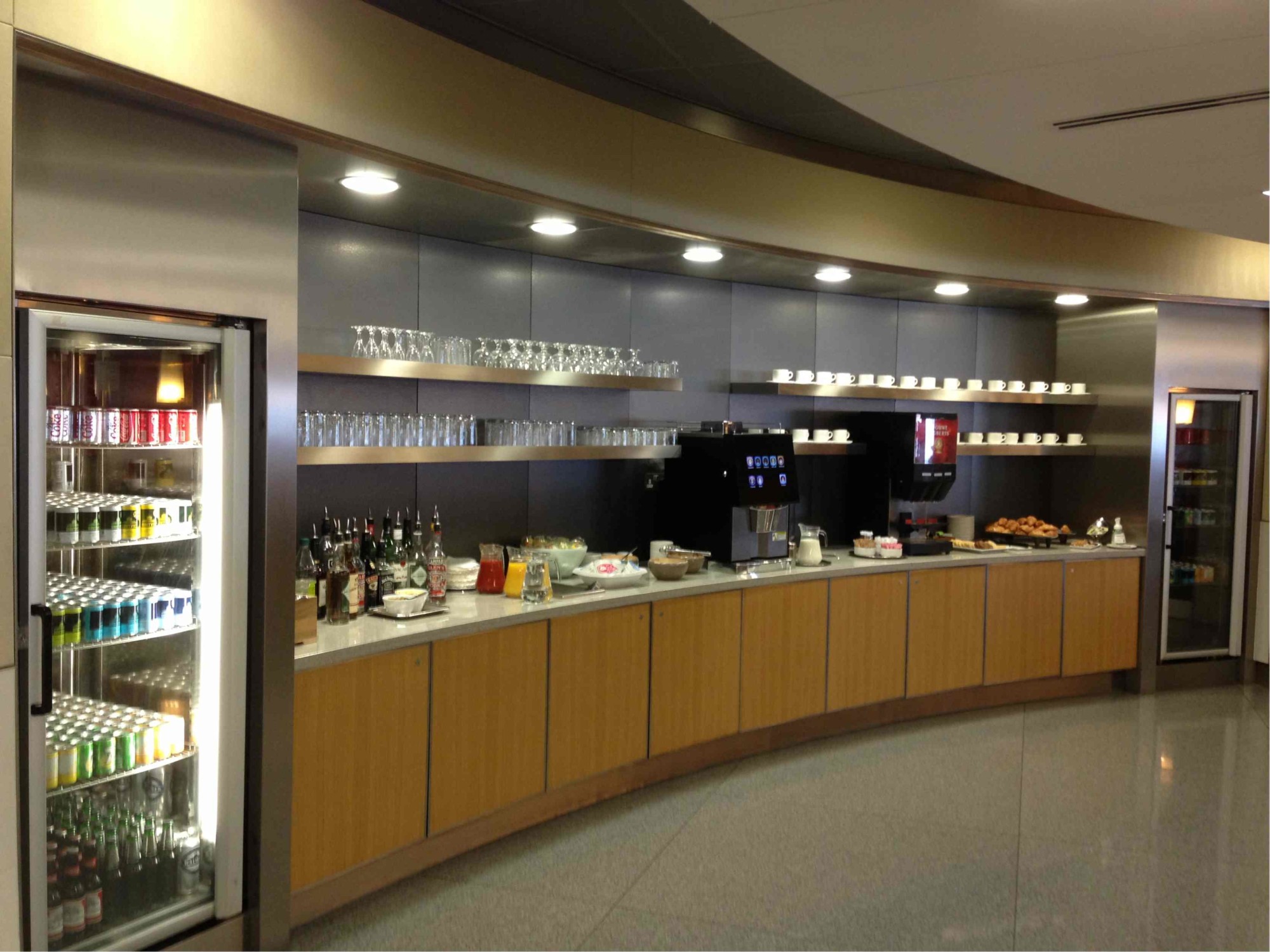 Get American Airlines Admirals Club Day Pass Discount Gif Discount Walls