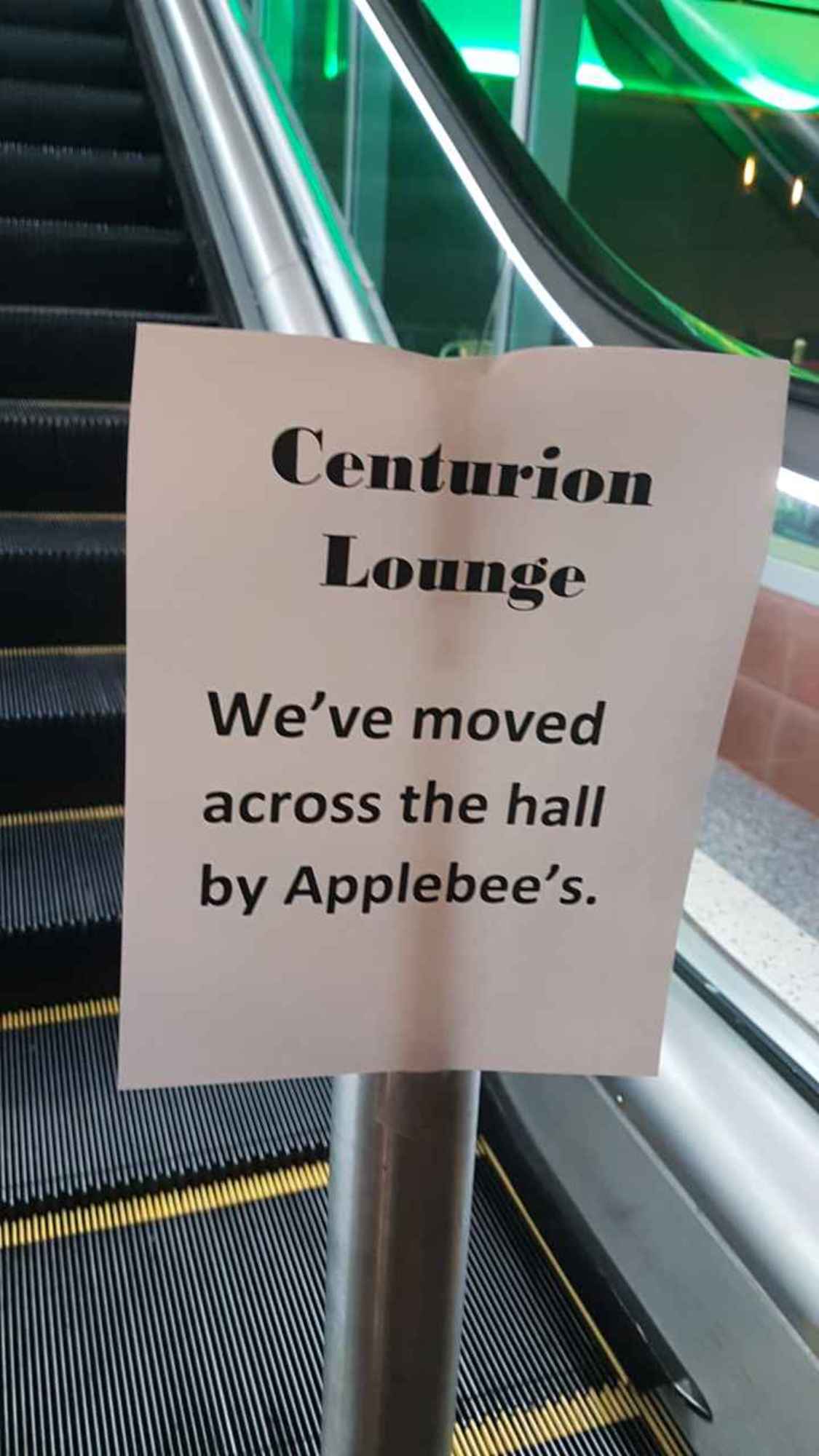 centurion lounge dfw access