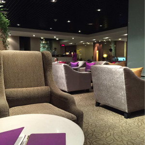 airways thai lounge royal class loungebuddy concourse